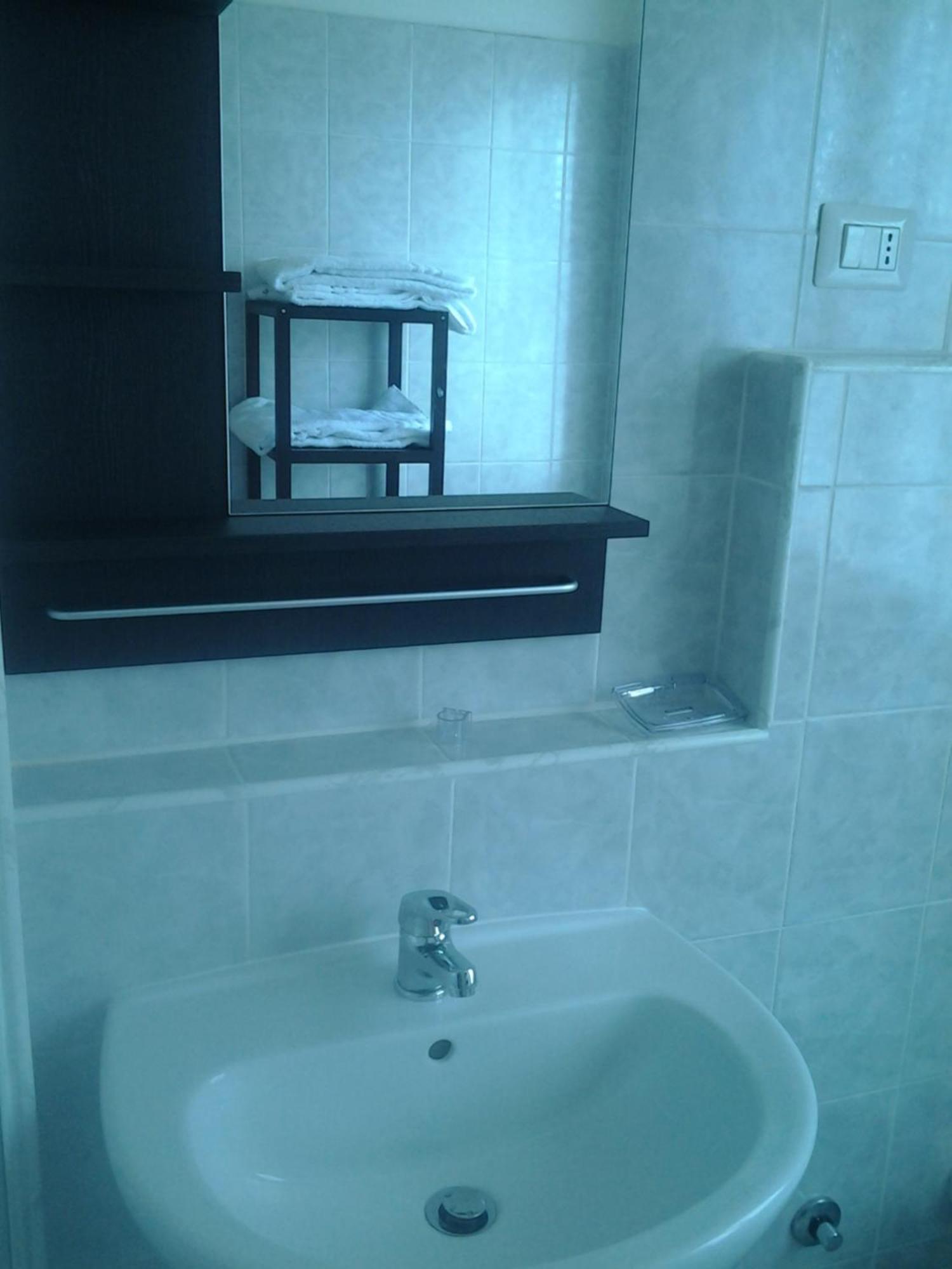 Bed & Breakfast Sabbioni San Giuliano Milanese Cameră foto